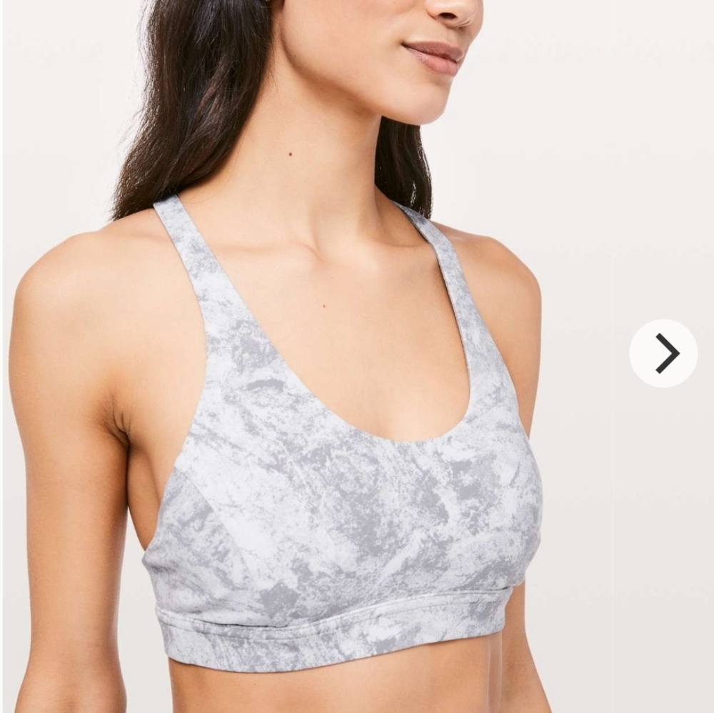 Lululemon Flow Freely Bra Size‎ 4